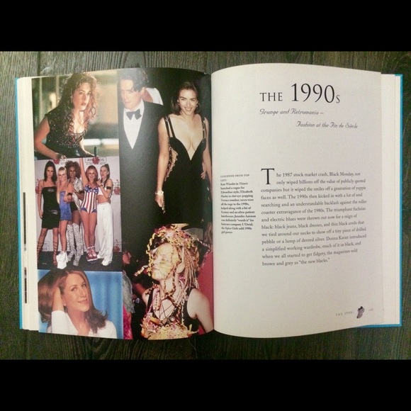 Dressing Up Vintage, by Tracy Tolkien - Picture 7 of 8